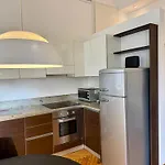 Lr Deluxe Apartments - Savoia 3 - Repubblica
